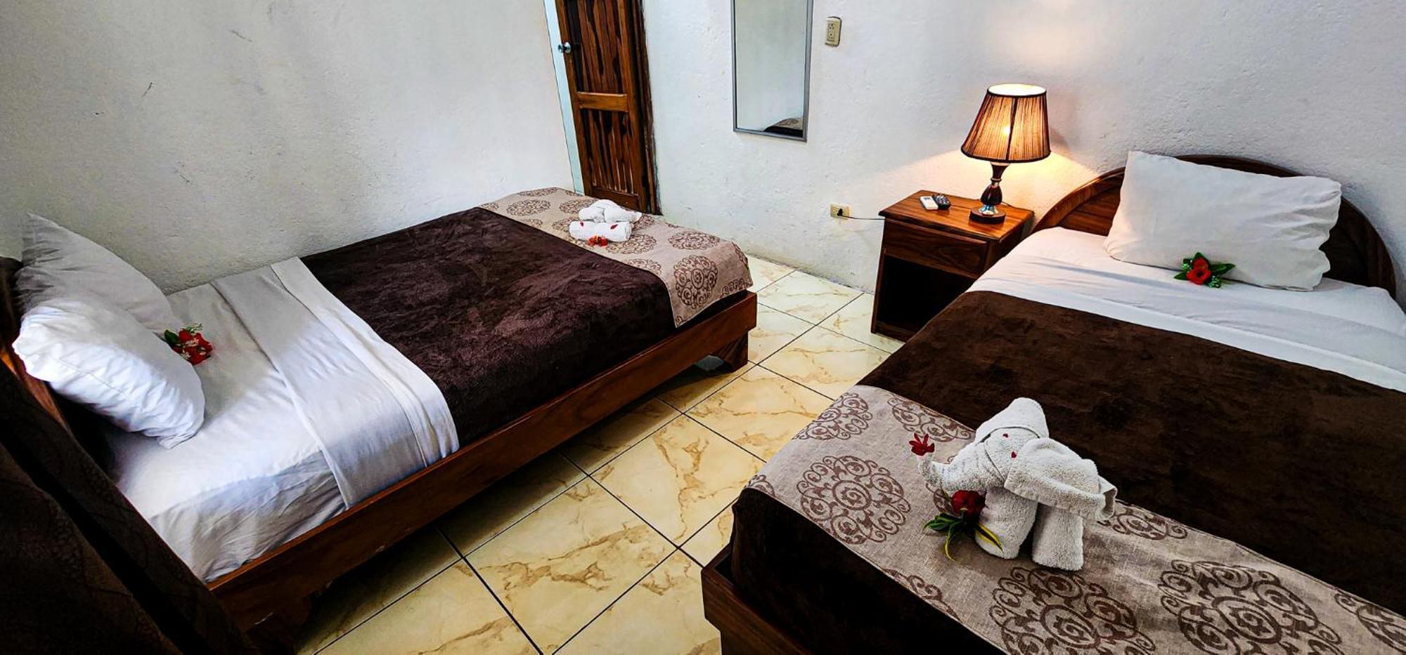 Arenal Poshpacker Hostel La Fortuna Exterior photo